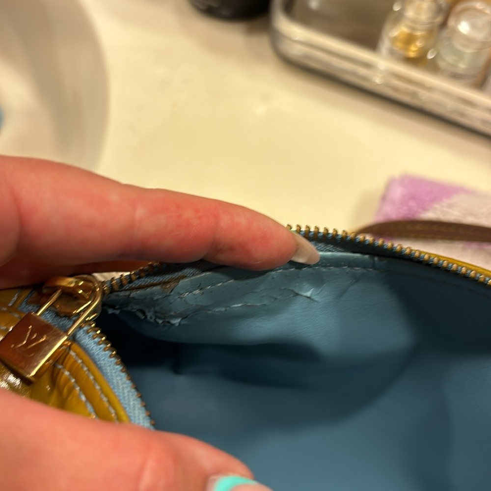 LV Vernis Papillion bag - Picture 10 of 12